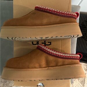 Ugg Tasman Platform Women’s Size 7